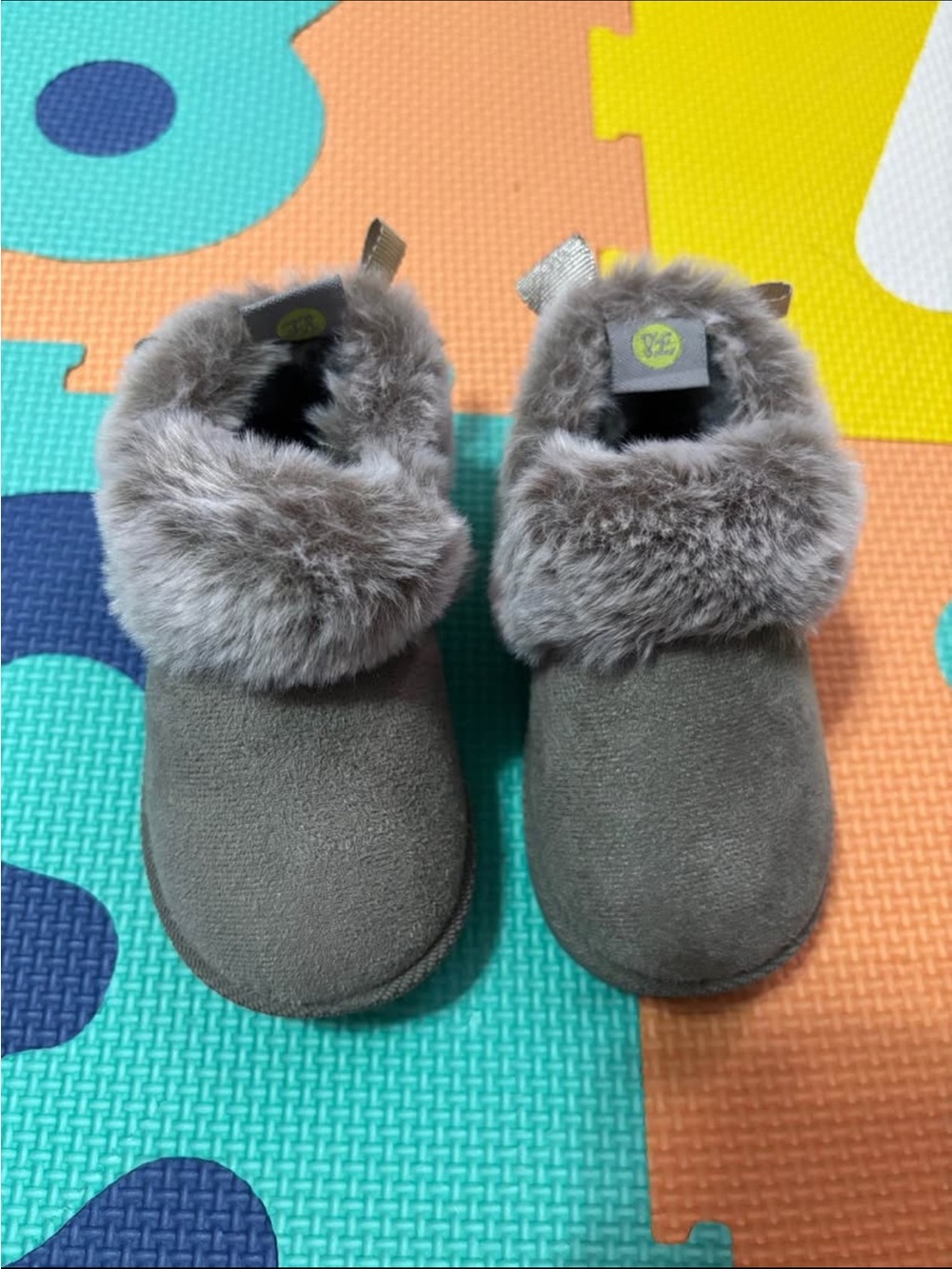 Toddler Gray Faux-Fur Lined Slip-On boots